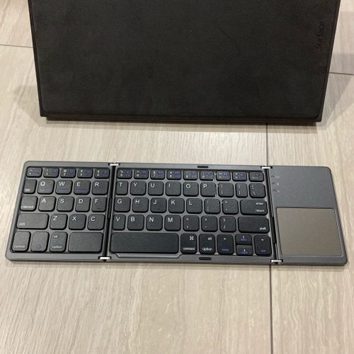 Folding Bluetooth Keyboard With Touchpad photo review