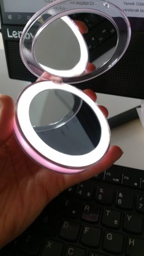 Compact Travel Vanity Mirror With Lights photo review