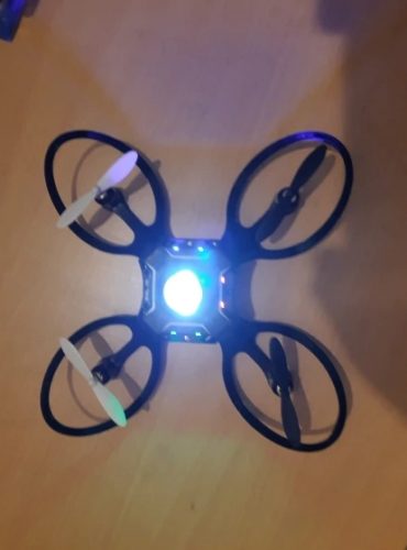 Glove Drone Mini Drone Quadcopter With Camera photo review