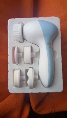 Electric Face 5 in 1 Deep Cleansing Brush Set photo review