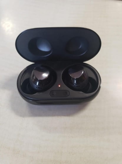 Bluetooth Earbuds Stylish Bluetooth Headphones Case Included photo review