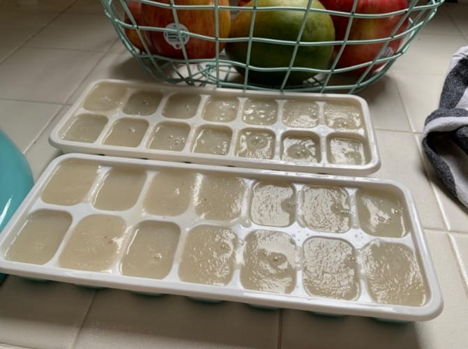 Large Ice Cube Tray Easy-Release Silicone Spill Resistance Ice Tray photo review