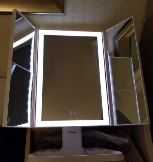 Lighted Mirror High Definition 72 LED Trifold Vanity Mirror With Lights photo review