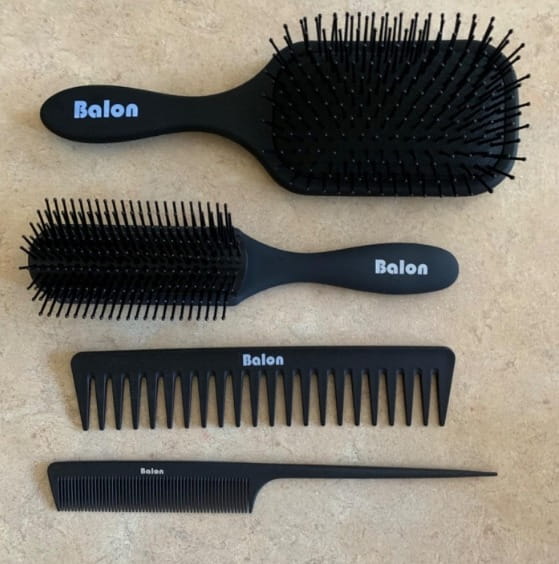 Hair Comb 4 Pieces Detangling Brush Set For Men And Women photo review