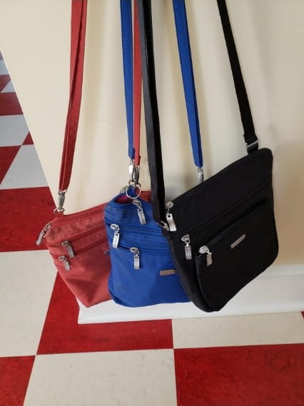 Crossbody Bag Stylish Mini Crossbody Bag With RFID Wristlet photo review