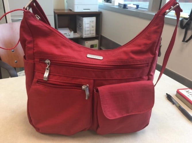 Sling Bag Lightweight Waterproof Crossbody Bag With RFID photo review