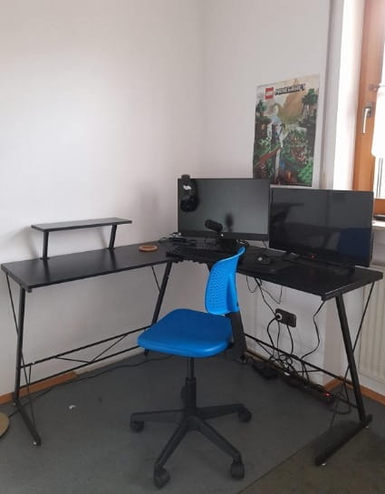 Small Computer Desk L-Shaped Space-Saving Home Gaming Desk photo review
