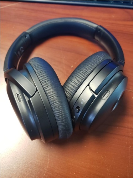 Noise Cancelling Headphones 30 Hours Bluetooth Headphones photo review